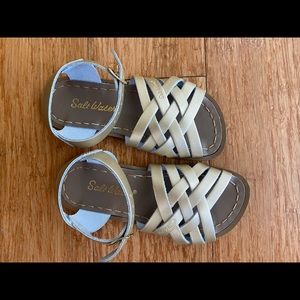 New gold Saltwater sandals. Girls size 11.